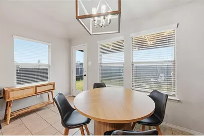 10329 Kingspoint Boulevard, Fort Worth, TX 76140 - Photo 8