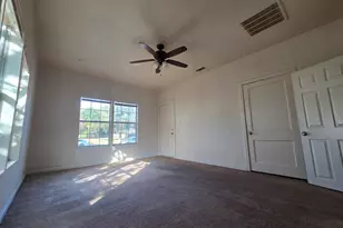 605 Orange St, Arlington, TX 76012 - Photo 12