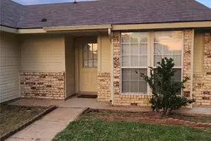 200 Seagull Ct, Irving, TX 75060 - Photo 6