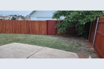 200 Seagull Court, Irving, TX 75060 - Photo 34