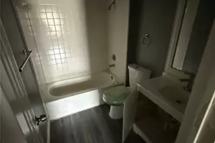 900 Blossomwood Ct, Arlington, TX 76017 - Photo 10