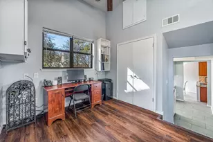 6521 Edgewood Ct, Granbury, TX 76049 - Photo 16