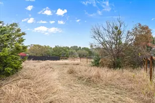 1103 Laramie Ct, Granbury, TX 76048 - Photo 36