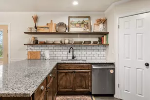 1103 Laramie Ct, Granbury, TX 76048 - Photo 20