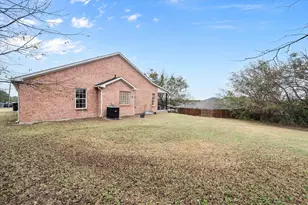 1103 Laramie Ct, Granbury, TX 76048 - Photo 34