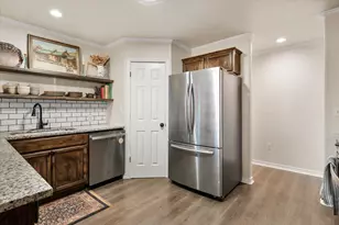 1103 Laramie Ct, Granbury, TX 76048 - Photo 16