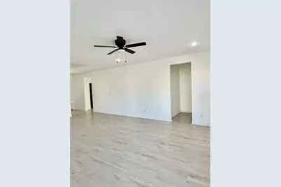 2205 Wellington Street, Greenville, TX 75401 - Photo 6