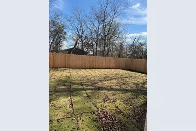 2205 Wellington Street, Greenville, TX 75401 - Photo 4