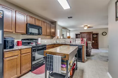 9009 Quarry Ridge Trail, Fort Worth, TX 76244 - Photo 10