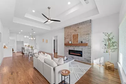 607 E Wood Dell Drive, Glenn Heights, TX 75154 - Photo 1