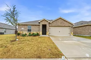 1708 Misty Mdw Ln, Lancaster, TX 75146 - Photo 6