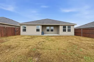 1708 Misty Mdw Ln, Lancaster, TX 75146 - Photo 12