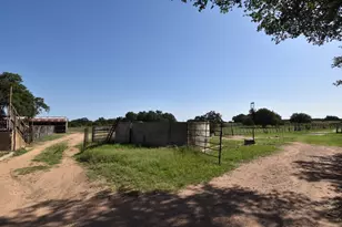 8228 US Hwy 377, Tolar, TX 76872 - Photo 32