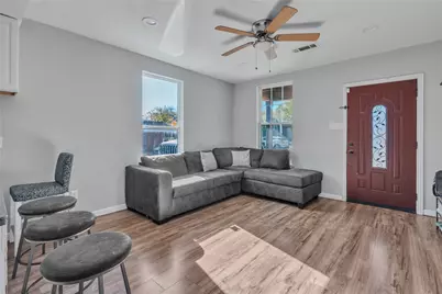 1315 Stewart Street, Fort Worth, TX 76104 - Photo 4