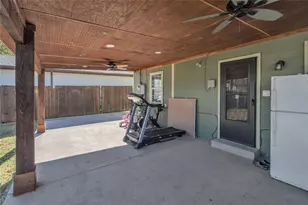 1315 Stewart St, Fort Worth, TX 76104 - Photo 18