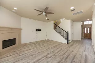 1125 Annalea Cove Dr, Lewisville, TX 75056 - Photo 4