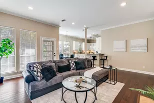 1113 Creekwood Dr, Garland, TX 75044 - Photo 10