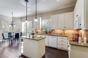 1113 Creekwood Dr, Garland, TX 75044 - Photo 12