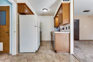 113 E Oak St, Gunter, TX 75058 - Photo 4
