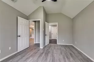 4519 Yancy St, Dallas, TX 75216 - Photo 16