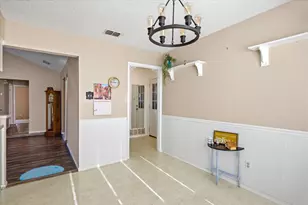 309 De La Cruz St, Weatherford, TX 76085 - Photo 18