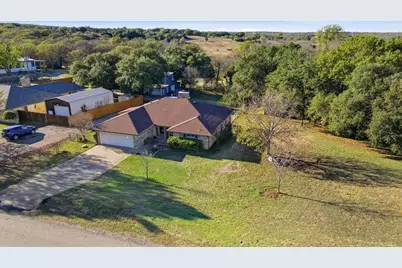 309 De La Cruz Street, Weatherford, TX 76085 - Photo 32