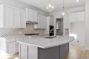 932 Pelotazo, Fort Worth, TX 76247 - Photo 6