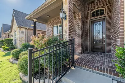 568 Enfield Drive, Frisco, TX 75036 - Photo 2