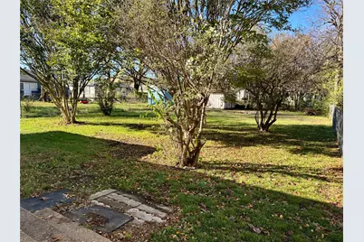 415 W Taylor Street, Sherman, TX 75092 - Photo 28