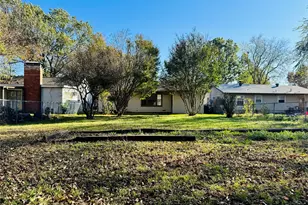 415 W Taylor St, Sherman, TX 75092 - Photo 40