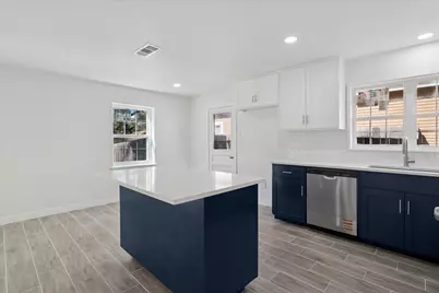 4045 Wind River Drive, Dallas, TX 75216 - Photo 6