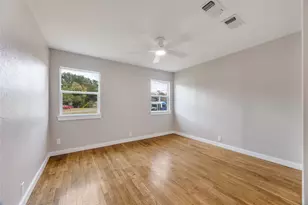 1402 N Ricketts St, Sherman, TX 75092 - Photo 14