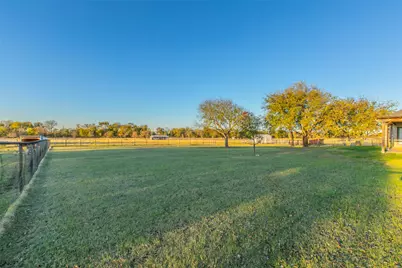308 Wildflower, McGregor, TX 76657 - Photo 34