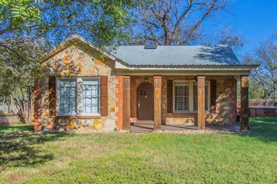 2200 Montrose Street, Bellmead, TX 76705 - Photo 1