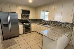 501 Merrill Dr, Bedford, TX 76022 - Photo 6