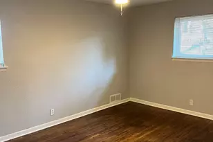 501 Merrill Dr, Bedford, TX 76022 - Photo 12