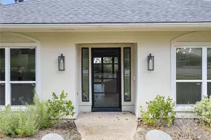 1513 Carriage Ln, Garland, TX 75043 - Photo 4