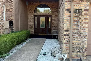 2116 Clear Lake Rd, Weatherford, TX 76087 - Photo 2