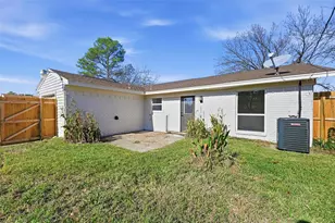 9666 Limestone Dr, Dallas, TX 75217 - Photo 20