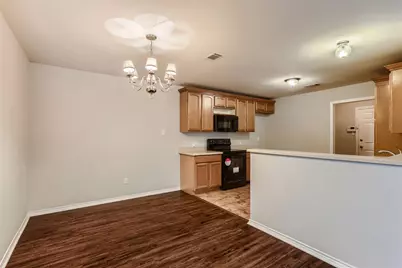 704 Ashbrook Drive, DeSoto, TX 75115 - Photo 8