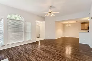 704 Ashbrook Dr, DeSoto, TX 75115 - Photo 6