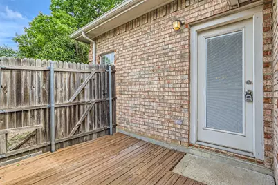 704 Ashbrook Drive, DeSoto, TX 75115 - Photo 22