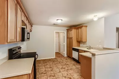 704 Ashbrook Drive, DeSoto, TX 75115 - Photo 10