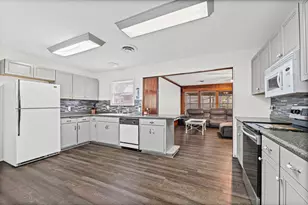 1208 Sunset St, Waco, TX 76710 - Photo 8