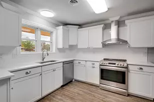 815 Clarksville Rd, Bogata, TX 75417 - Photo 10