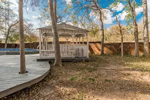 9027 Mercer Dr, Dallas, TX 75228 - Photo 30