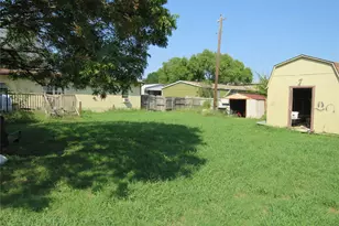 109 King Rd, Hackberry, TX 75036 - Photo 2