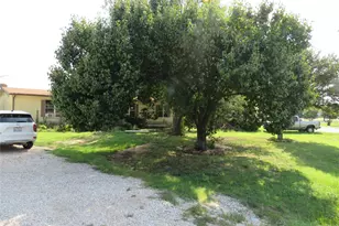 109 King Rd, Hackberry, TX 75036 - Photo 40