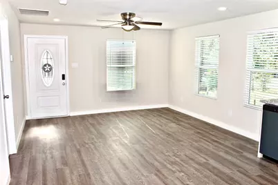 1618 Cleveland Street, Greenville, TX 75401 - Photo 2