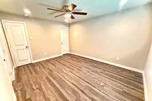 1618 Cleveland St, Greenville, TX 75401 - Photo 8